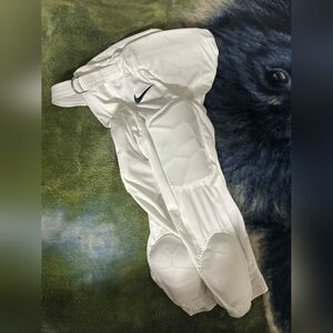 White Padded Nike Sports Pants Dry Fit (Boys Large)